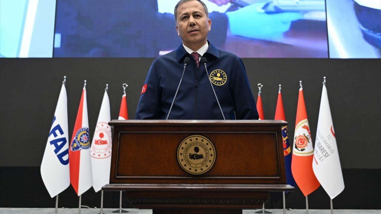 Yerlikaya'dan Narkokapan-Ankara Operasyonu Açıklaması: 577 Gözaltı