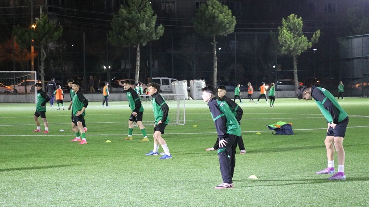 Yeşilayspor Kulübü, Gençleri Bağımlılıktan Kurtarıyor
