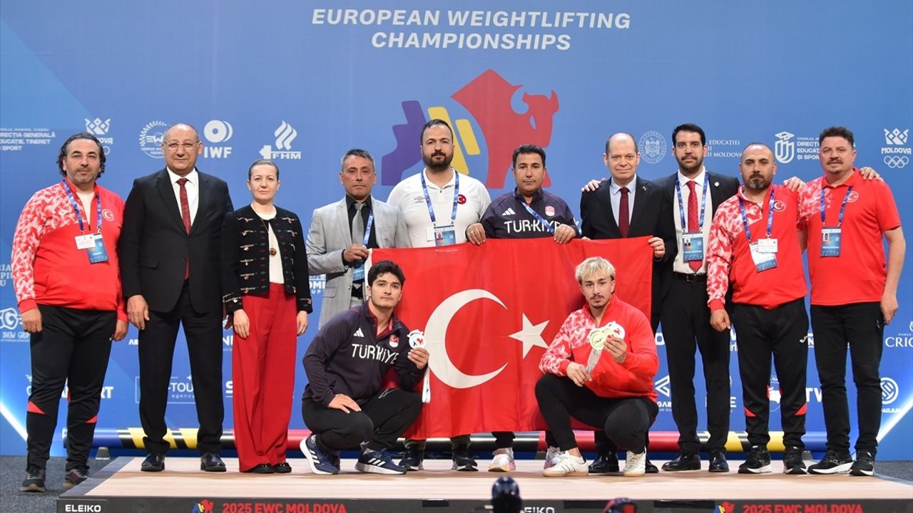 Yusuf Fehmi Genç Avrupa Halter Şampiyonu Olurken Rekor Kırdı