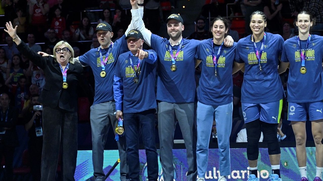 ZVVZ USK Prag Kadın Basketbol Takımı, FIBA Kadınlar Avrupa Ligi Şampiyonu Olmayı Başardı