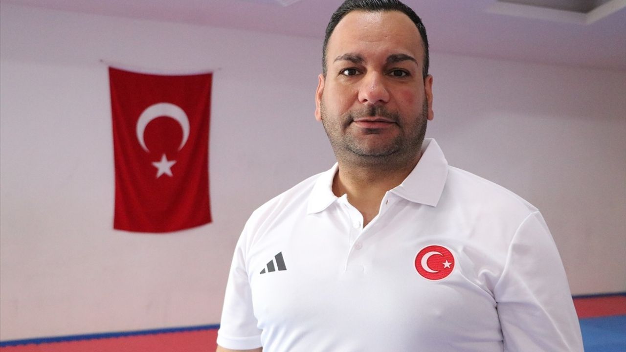 10 Yaşındaki Karateci Elis Lina Yılmaz'ın Balkan Şampiyonası Hedefi: Madalya