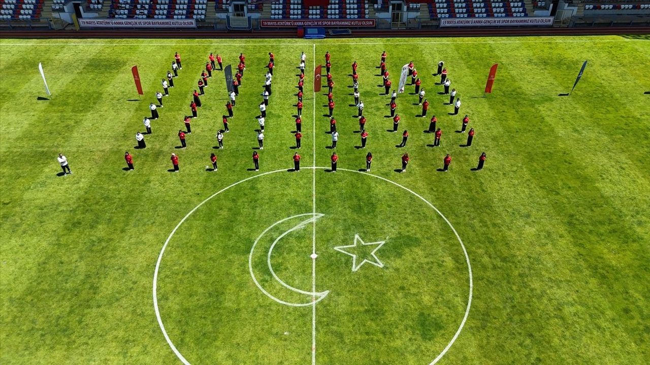 19 Mayıs Bayramı Sakarya ve Çevresinde Coşkuyla Kutlandı