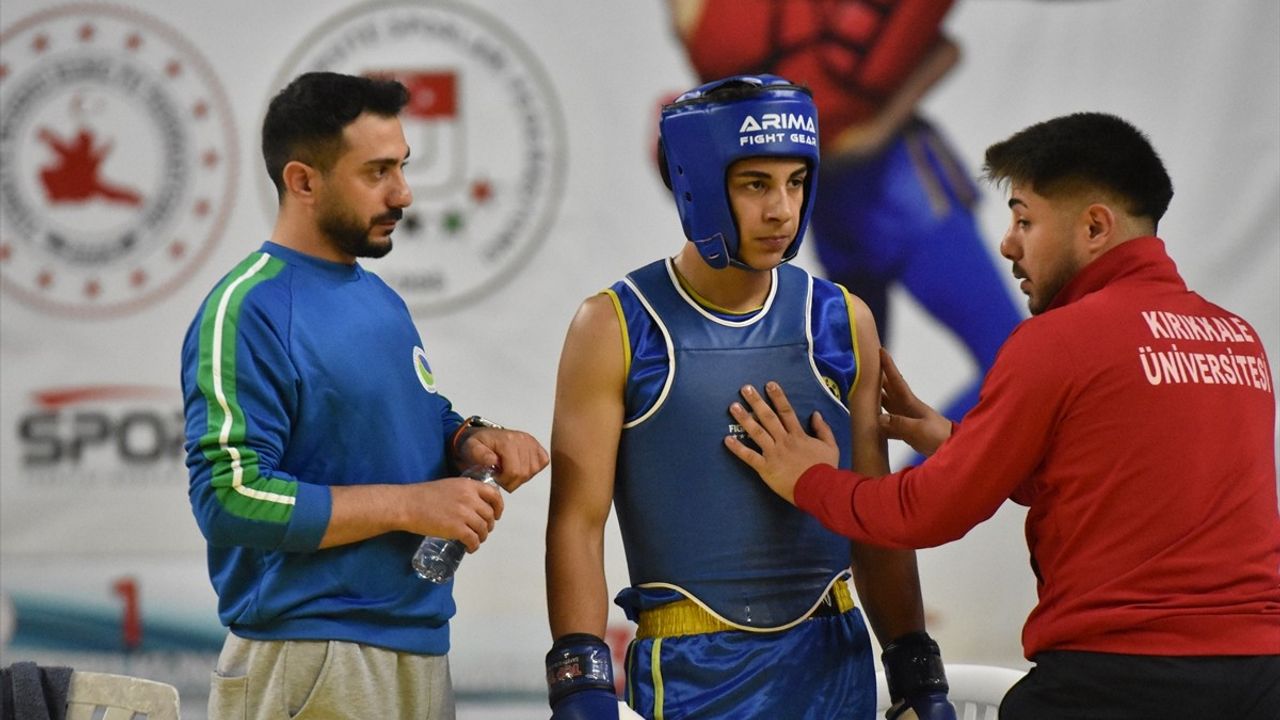 2025 Türkiye Üniversiteler Arası Wushu Kung Fu Şampiyonası Sakarya'da Devam Ediyor