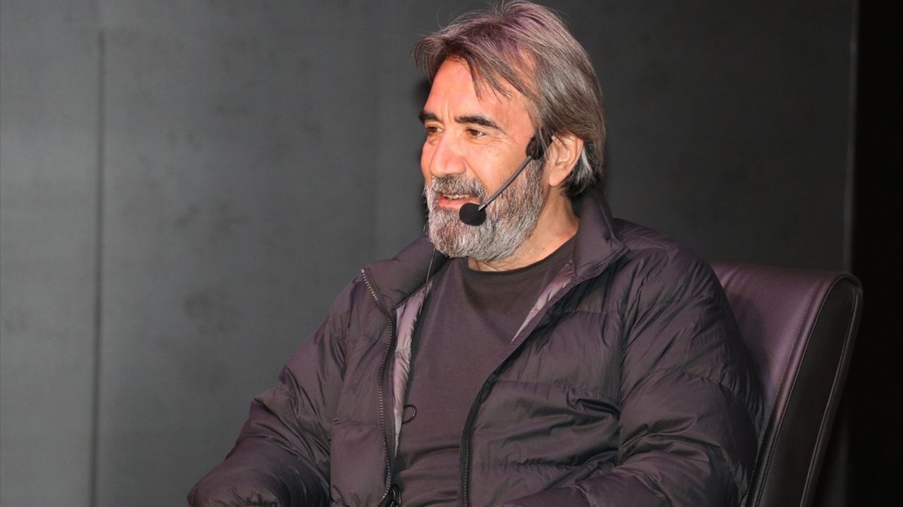 26. Uluslararası Altın Safran Belgesel Film Festivali'nde Zeki Demirkubuz Sinemaseverlerle Buluştu