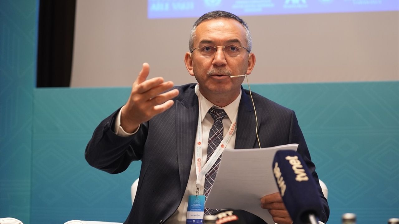 3. Uluslararası Aile Sempozyumu Devam Ediyor