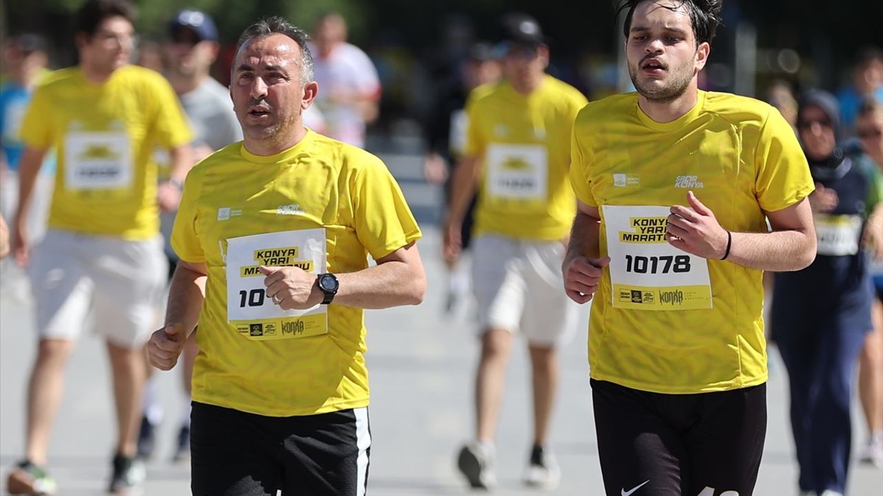 4. Uluslararası Konya Yarı Maratonu'nda Kenyalı Atletler Zirvede