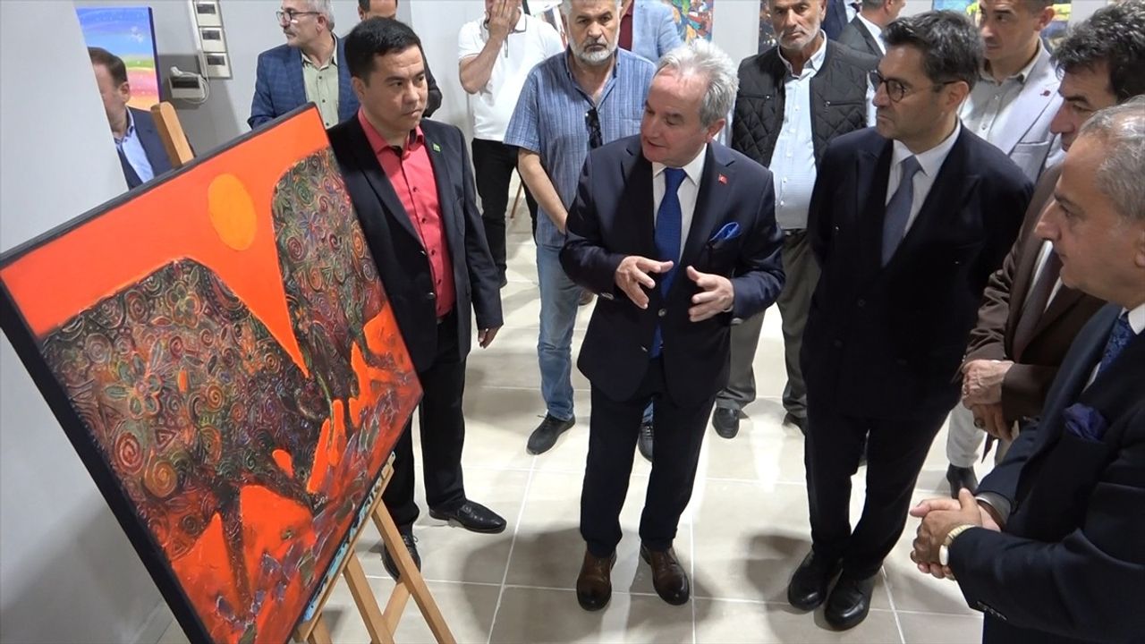 8. Çoruh Plastik Sanatlar Çalıştayı'nda 35 Eser Sergilendi