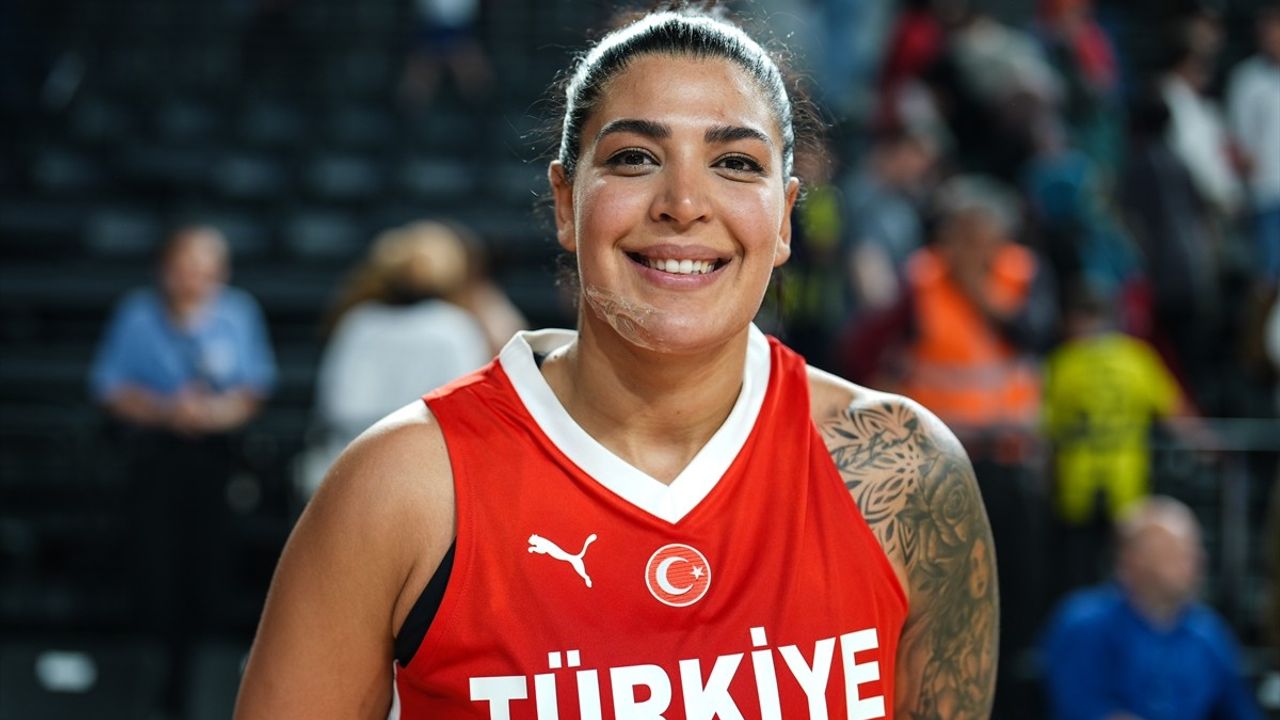 A Milli Kadın Basketbol Takımı, Litvanya'yı 73-68 Yenerek Güçlü Bir Başlangıç Yaptı