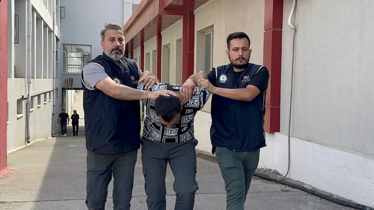 Adana'da DEAŞ Operasyonunda 5 Şüpheli Tutuklandı