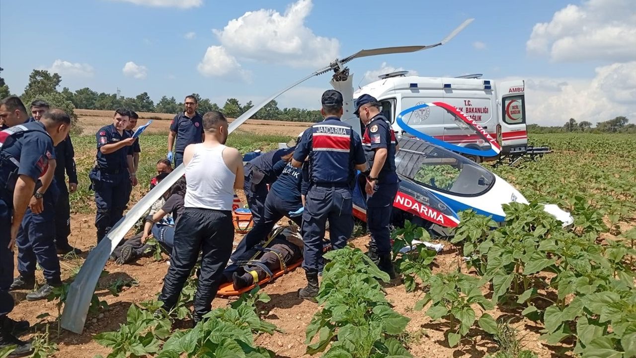 Adana'da Jandarmaya Ait Cayrokopter Sert İniş Yaptı