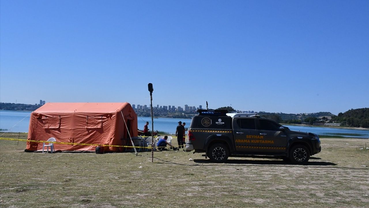 Adana'da Seyhan Baraj Gölü'nde Kaybolan Genç İçin Arama Çalışmaları Ara Verildi