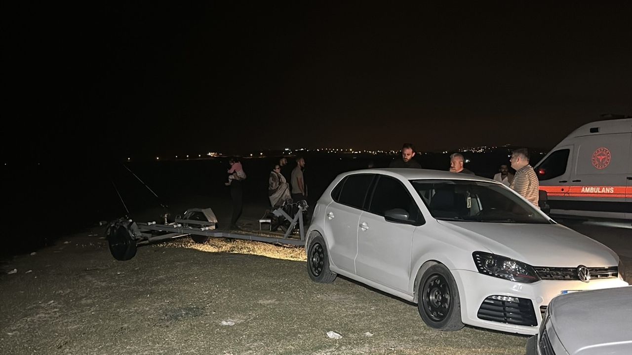 Adana'da Seyhan Baraj Gölü'ne Düşen Genç İçin Arama Çalışmaları Devam Ediyor