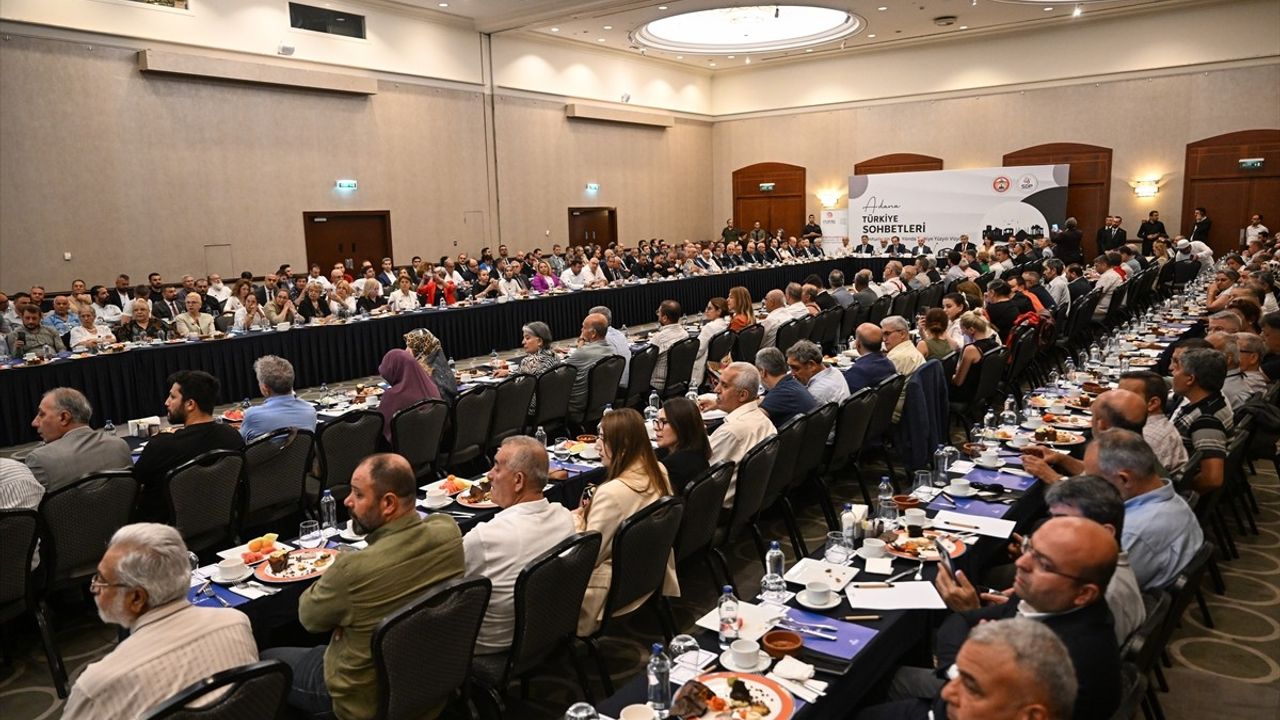 Adana'da Türkiye Sohbetleri Toplantısı: 'Terörsüz Türkiye' Vurgusu