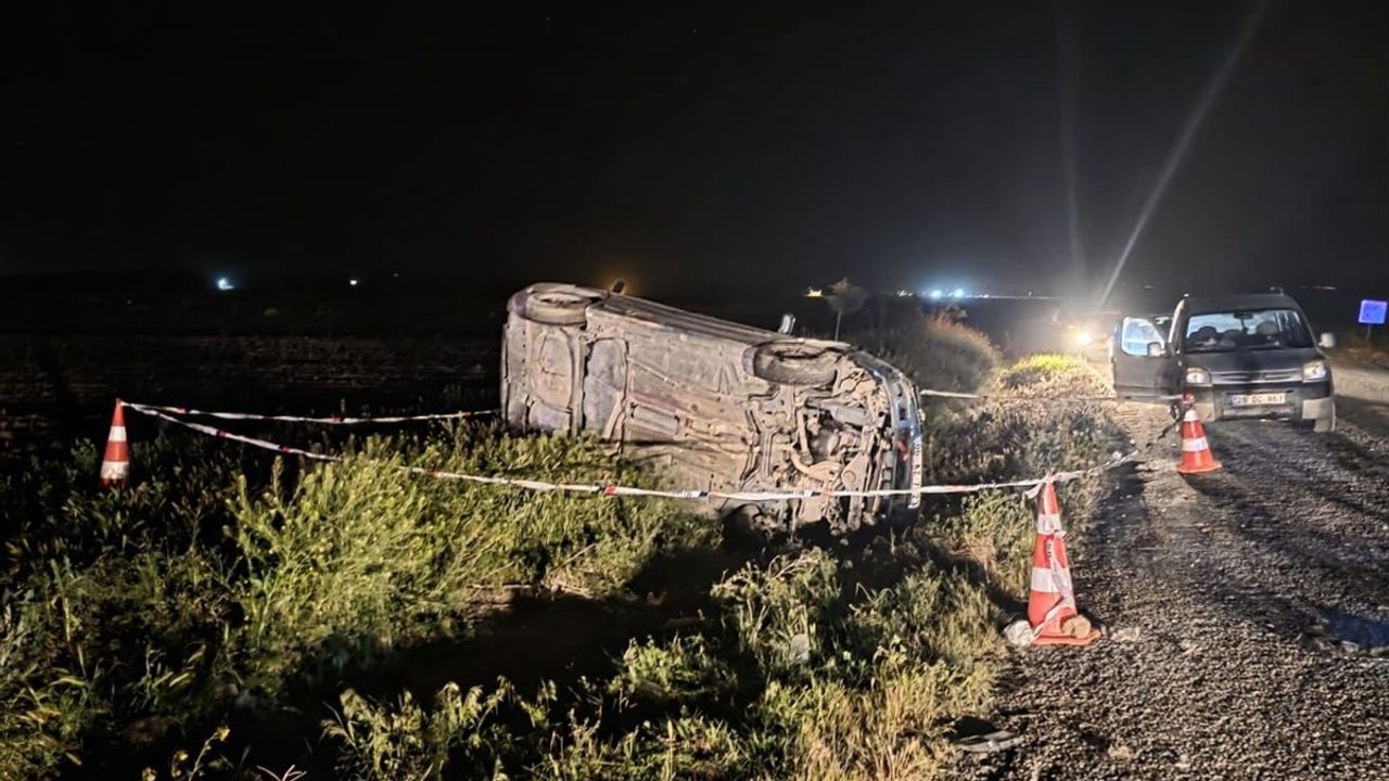 Afyonkarahisar'da Otomobil Devrildi: 1 Ölü, 2 Yaralı