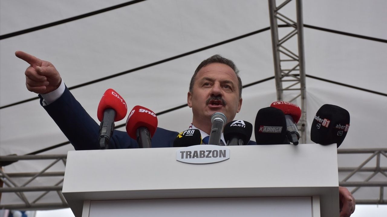 Ağıralioğlu Trabzon'da Halkla Buluştu