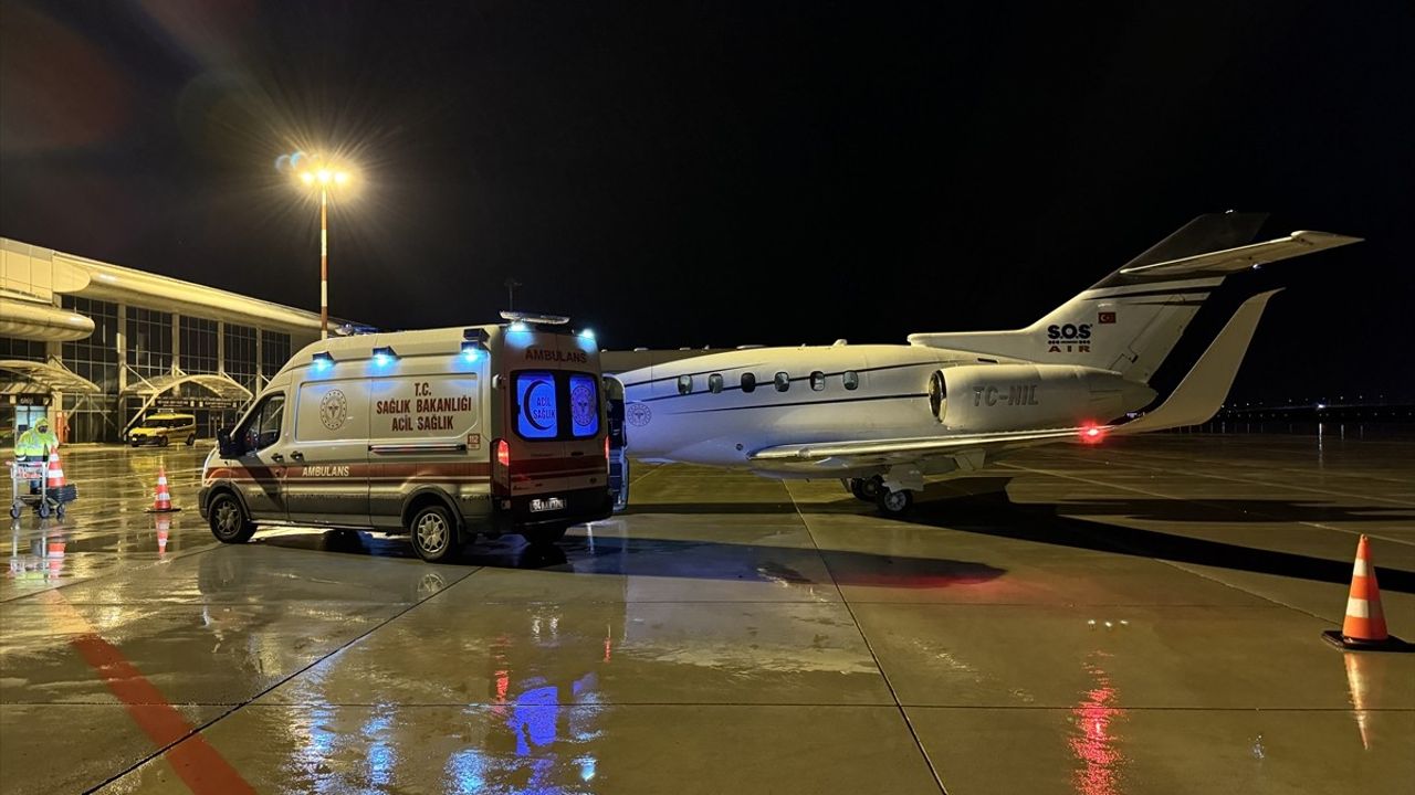 Ağrı'dan Ankara'ya Kalp Hastası Bebek Uçakla Nakledildi