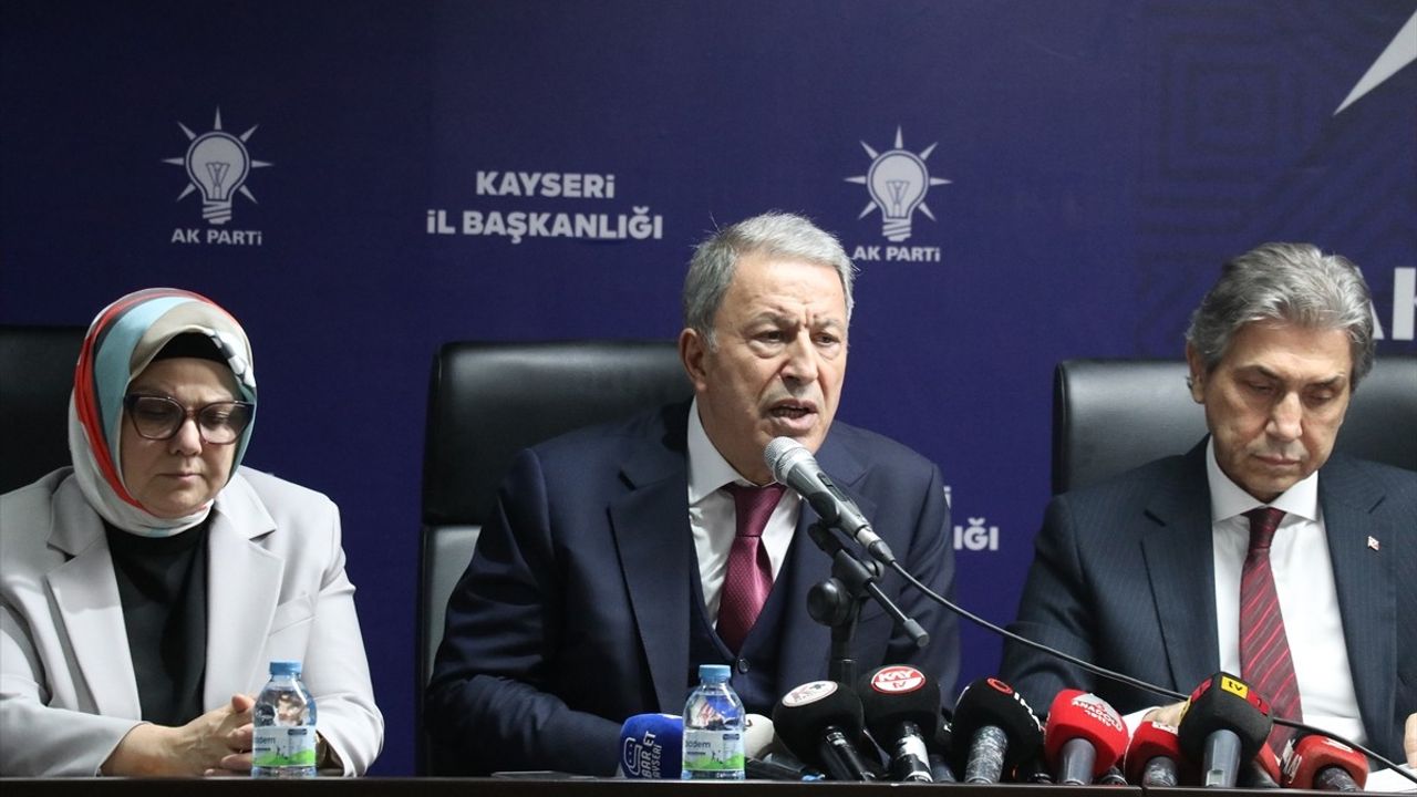 AK Parti'den PKK'nın Fesih ve Silah Bırakma Kararına Destek
