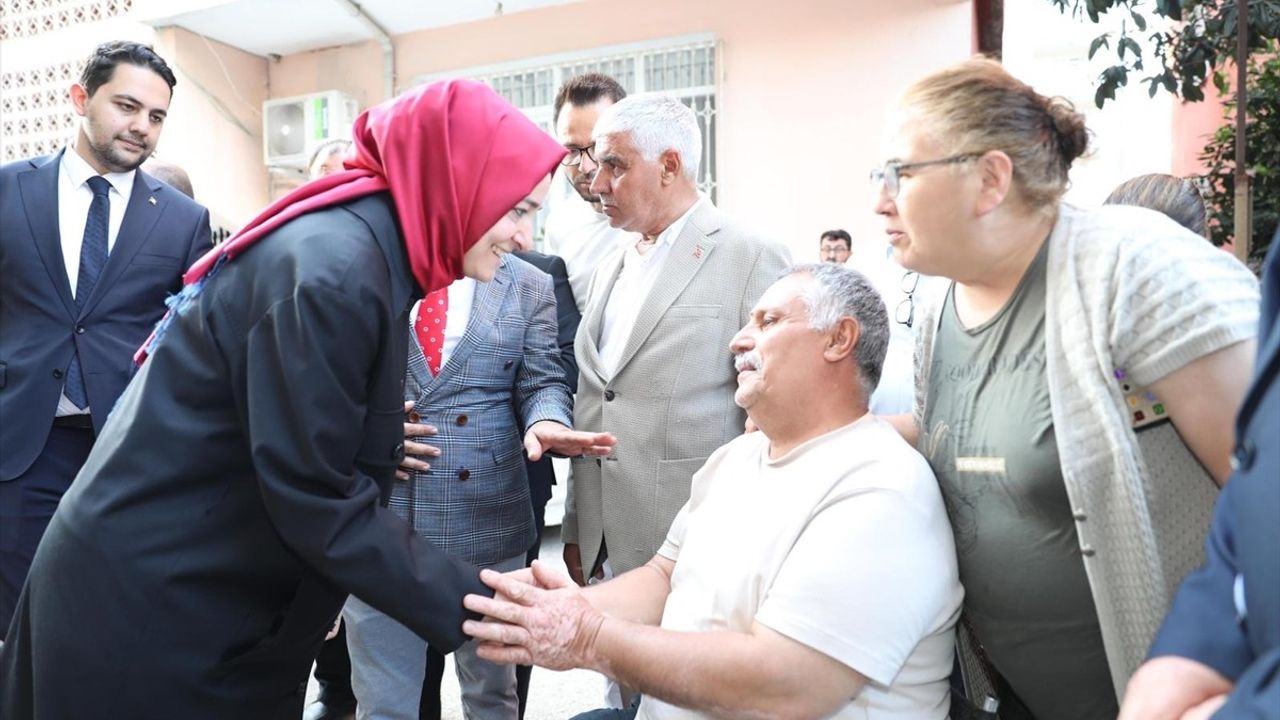 AK Parti Genel Başkan Yardımcısı Kaya, Adana'da Tarım İşçileri ve Engelli Bireylerle Görüştü