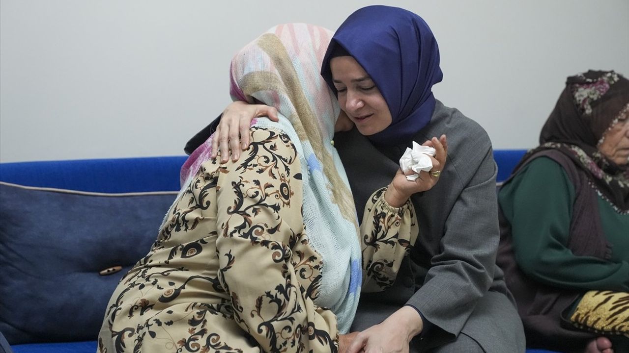 AK Parti Genel Başkan Yardımcısı Kaya'dan 15 Temmuz Gazisi İçin Taziye Ziyareti