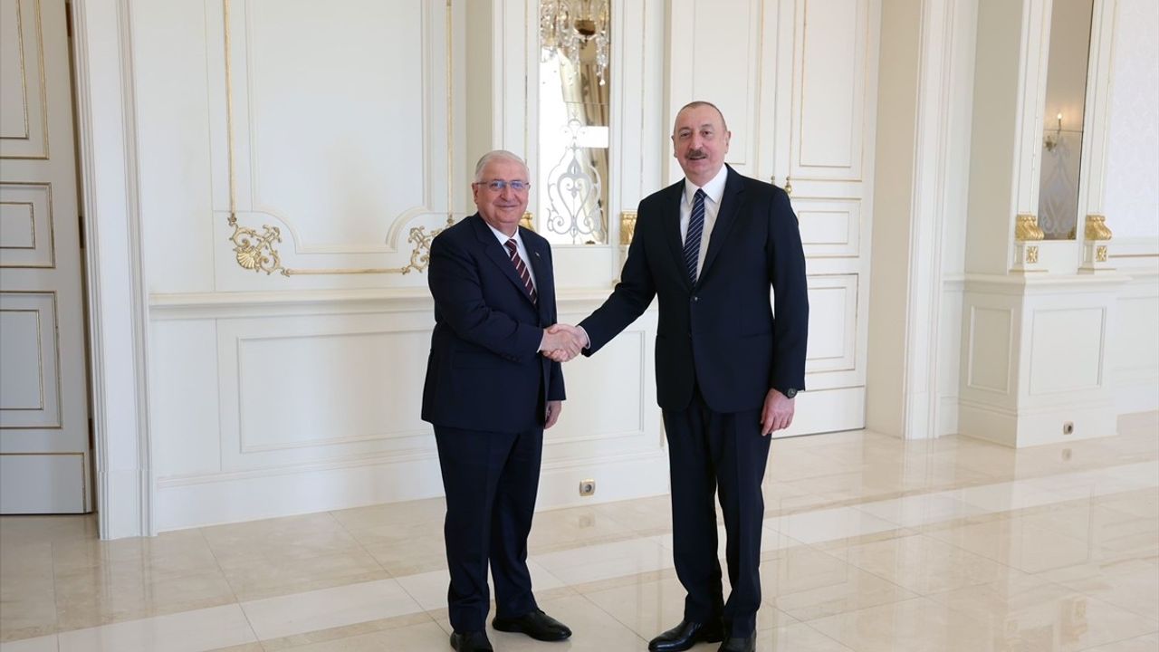 Aliyev, Milli Savunma Bakanı Güler’i Kabul Etti