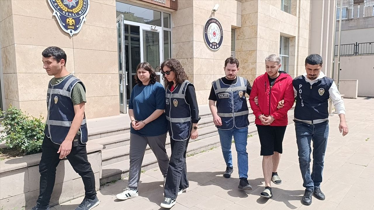 Amasya'da Altın Dolu Kasa Hırsızlığı: 3 Zanlı Yakalandı