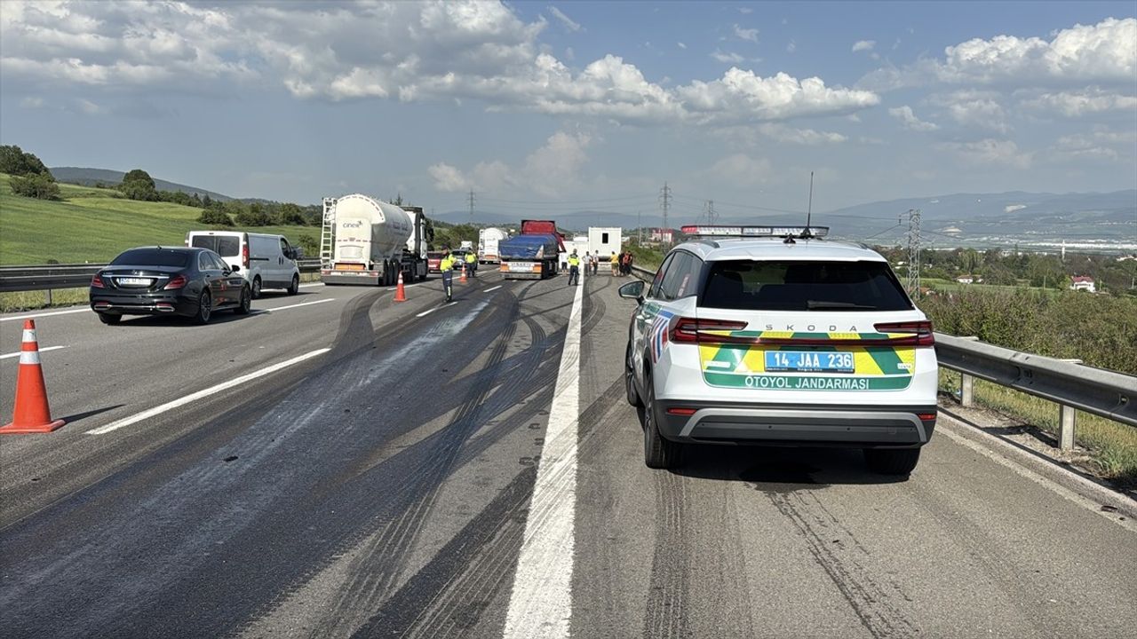 Anadolu Otoyolu'nda Zincirleme Kaza: Ulaşım Aksadı