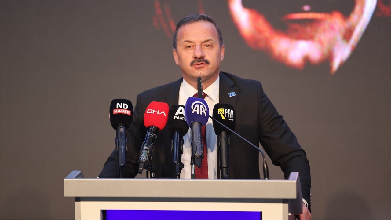 Anahtar Parti Genel Başkanı Ağıralioğlu, Nevşehir'de Vatandaşlarla Buluştu