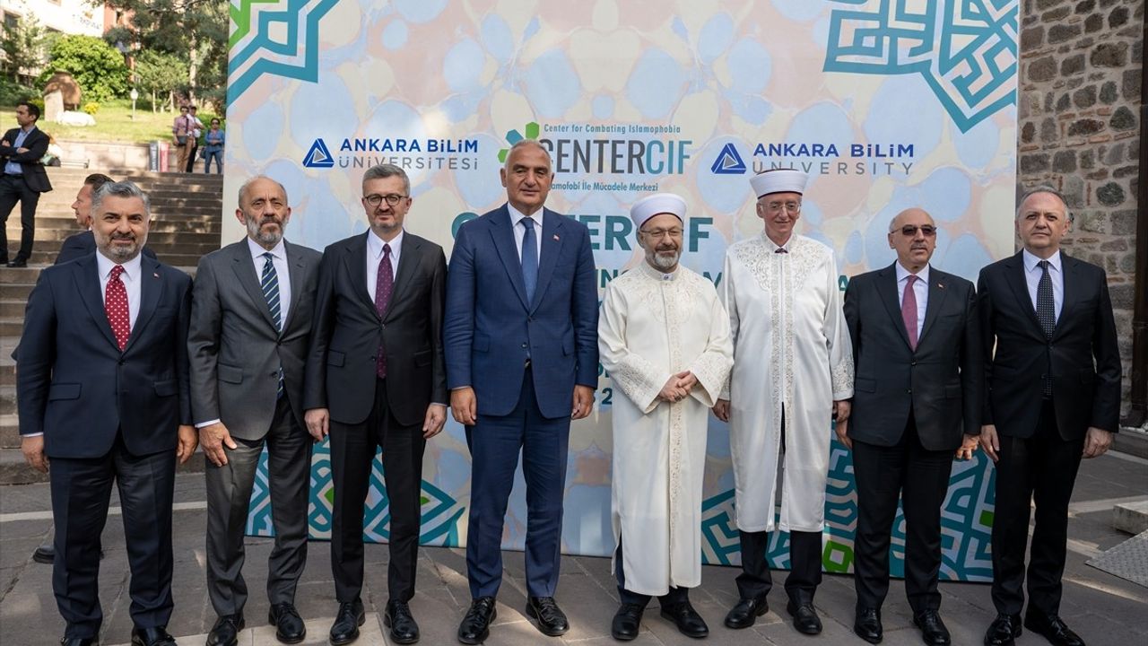 Ankara Bilim Üniversitesi'nde İslamofobi ile Mücadele Merkezi Açıldı