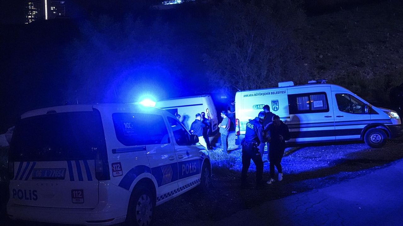 Ankara'da Bıçaklanmış Bir Kişi Dere Yatağında Ölü Bulundu