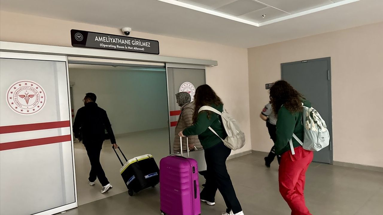 Antalya'da Beyin Ölümü Gerçekleşen Kadından 4 Kişiye Umut