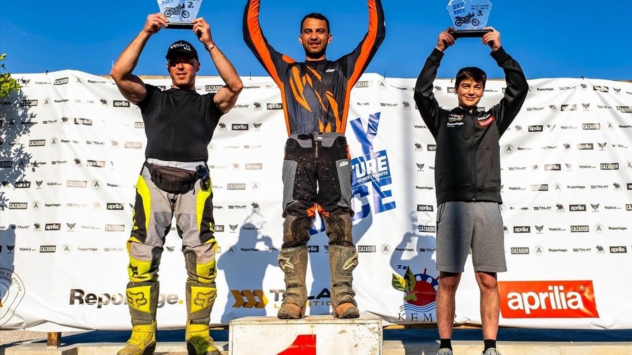 Antalya'da Sky Adventure Motosiklet Yarışı: Bayram Uysal Birinci