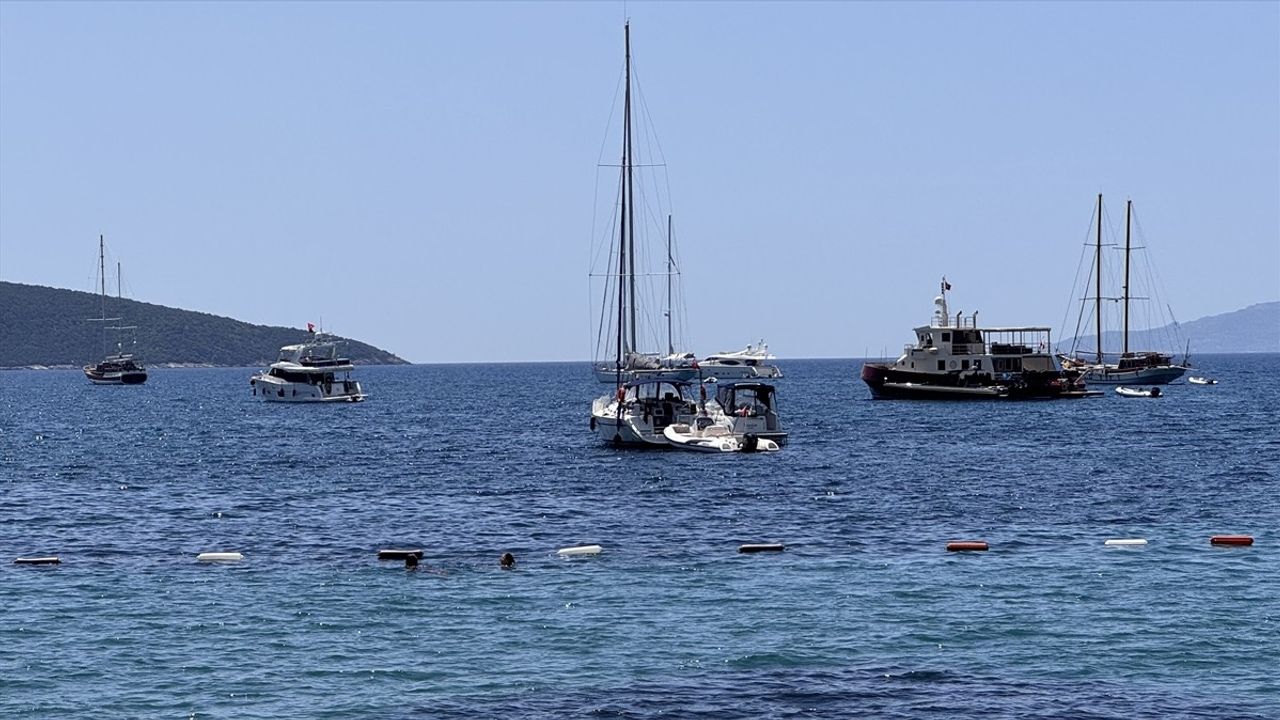 Antalya ve Muğla Sahillerinde Güneşli Hava Yoğunluğu