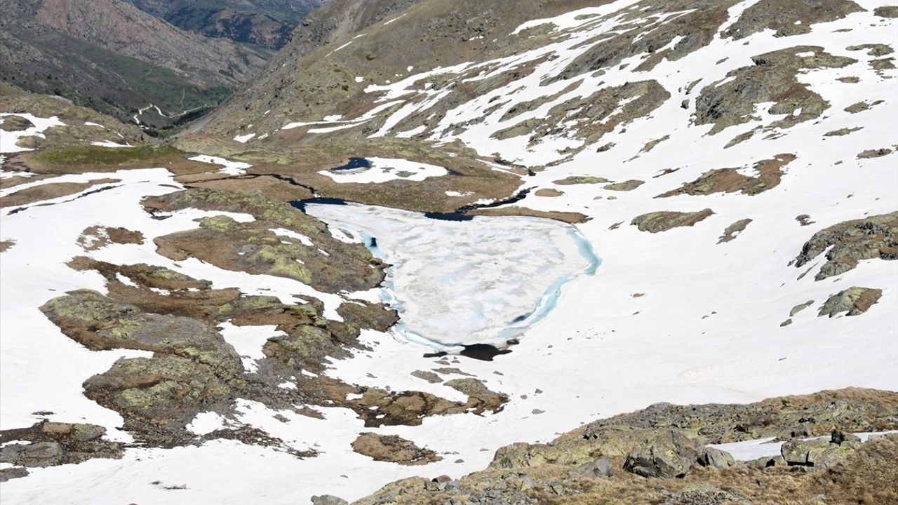 Artabel Gölleri Tabiat Parkı Doğa Tutkunlarını Ağırlıyor