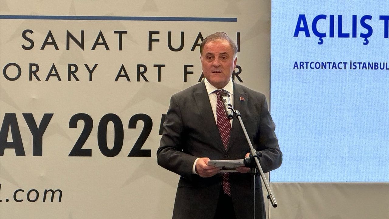 ArtContact İstanbul 5. Uluslararası Çağdaş Sanat Fuarı 25 Mayıs'a Kadar Ziyarete Açık