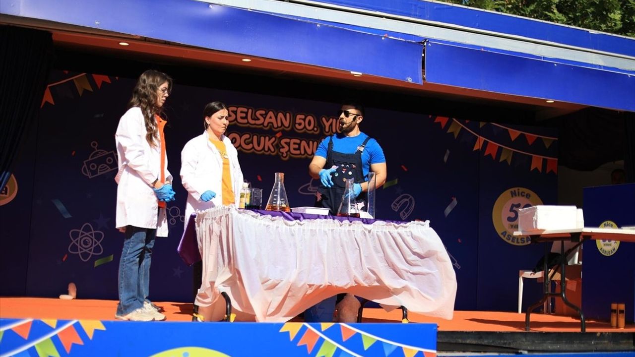 ASELSAN Tekno Macera Tırı ile Çocukları Teknolojiyle Buluşturuyor