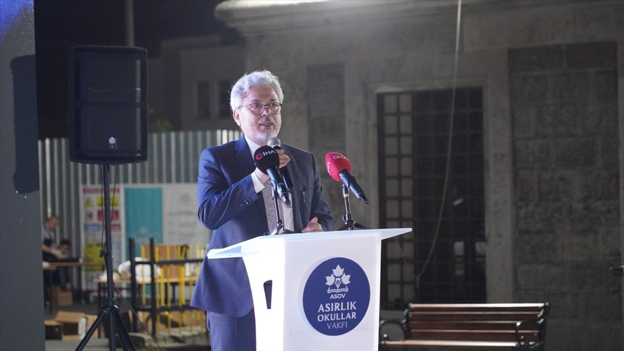 Asırlık Okullar Vakfı Olağanüstü Genel Kurulu İstanbul'da Gerçekleştirildi