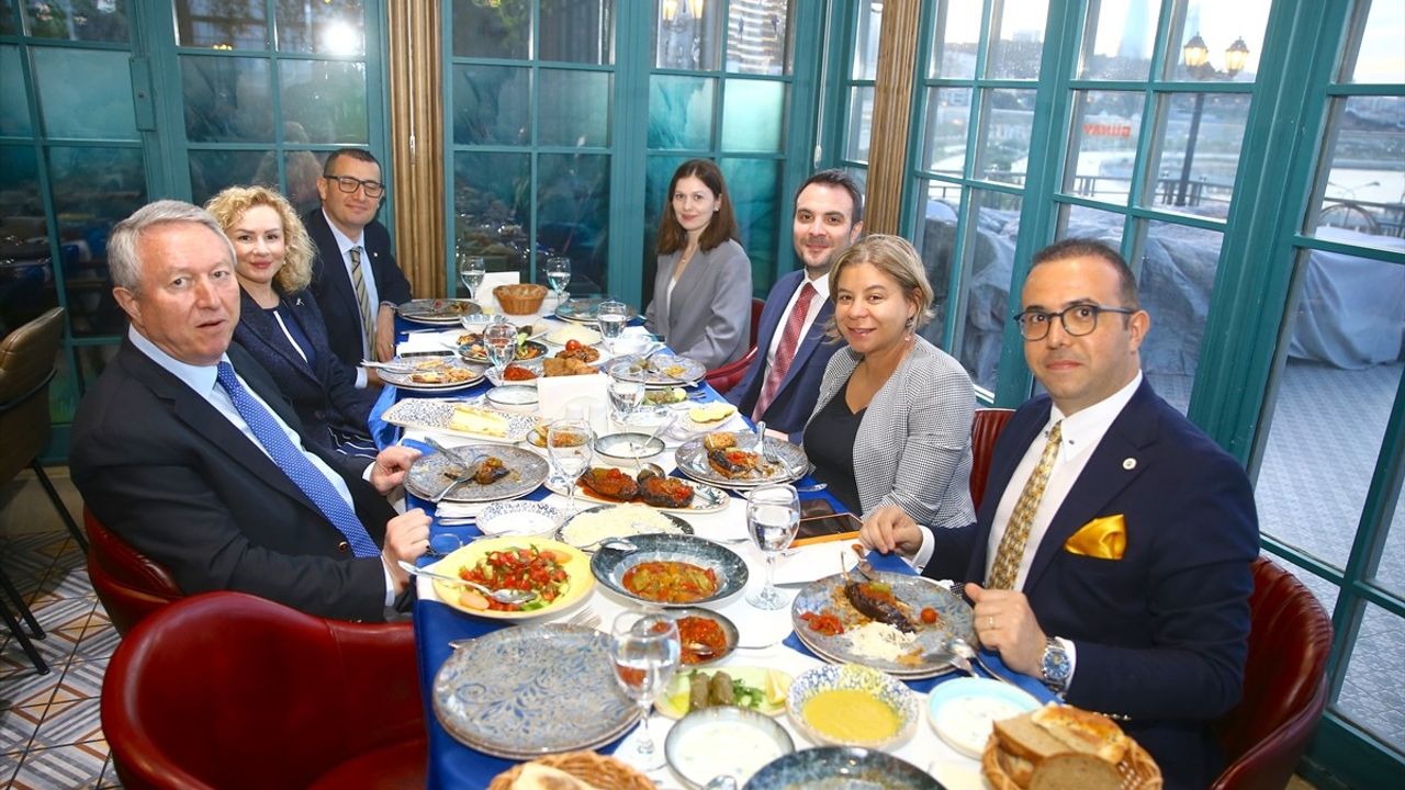 Azerbaycan'da Türk Mutfağı Haftası Çerçevesinde Klasik Tatlar Tanıtıldı
