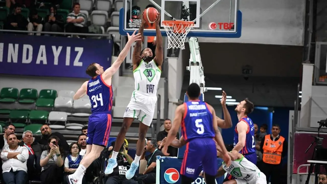 Bahçeşehir Koleji, TOFAŞ'ı Deplasmanda 86-75 Mağlup Etti