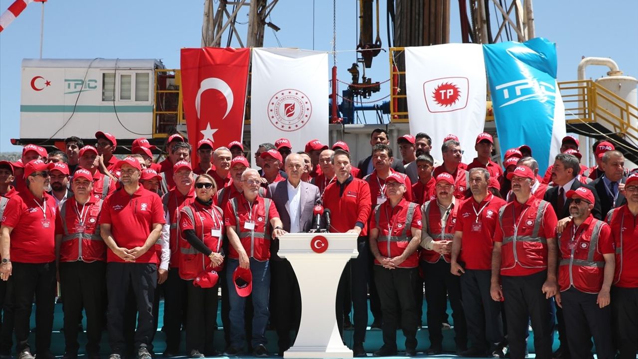 Bakan Bayraktar: Gabar Dağı'nda Günlük 81 Bin Varil Petrol Üretim Hedefi Gerçekleşti