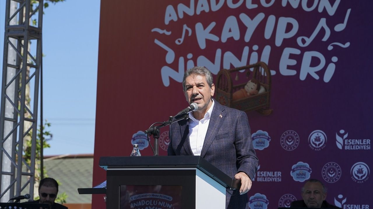 Bakan Göktaş, 5. Uluslararası Ninni Festivali'nde Anneleri Andı