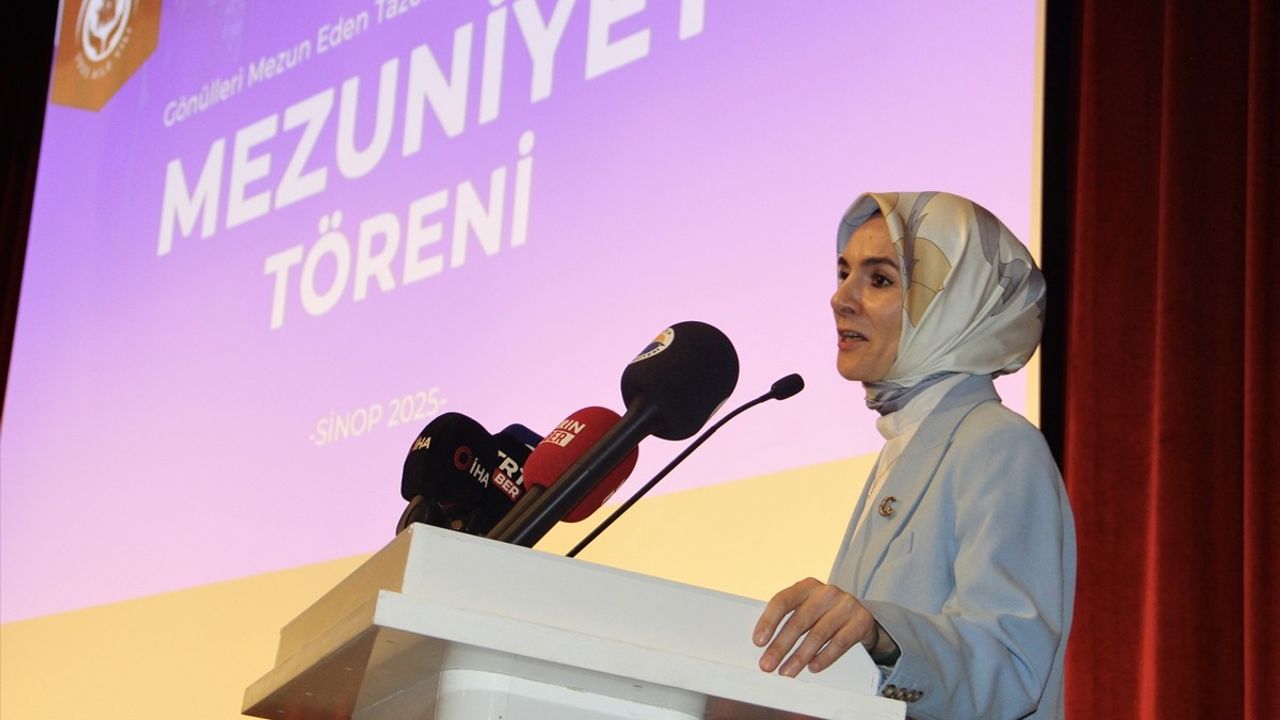 Bakan Göktaş: ''Bir Millet Yaşlılarına Değer Verdiği Ölçüde Büyür''