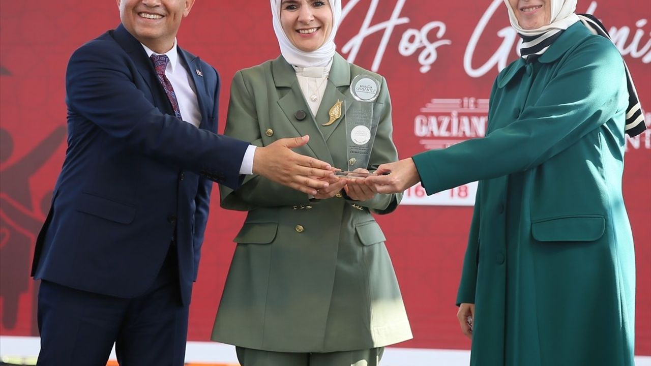 Bakan Göktaş'tan Aile Yılı Açıklaması: '2025 Aile Yılı, Güçlü Gelecek İçin!'