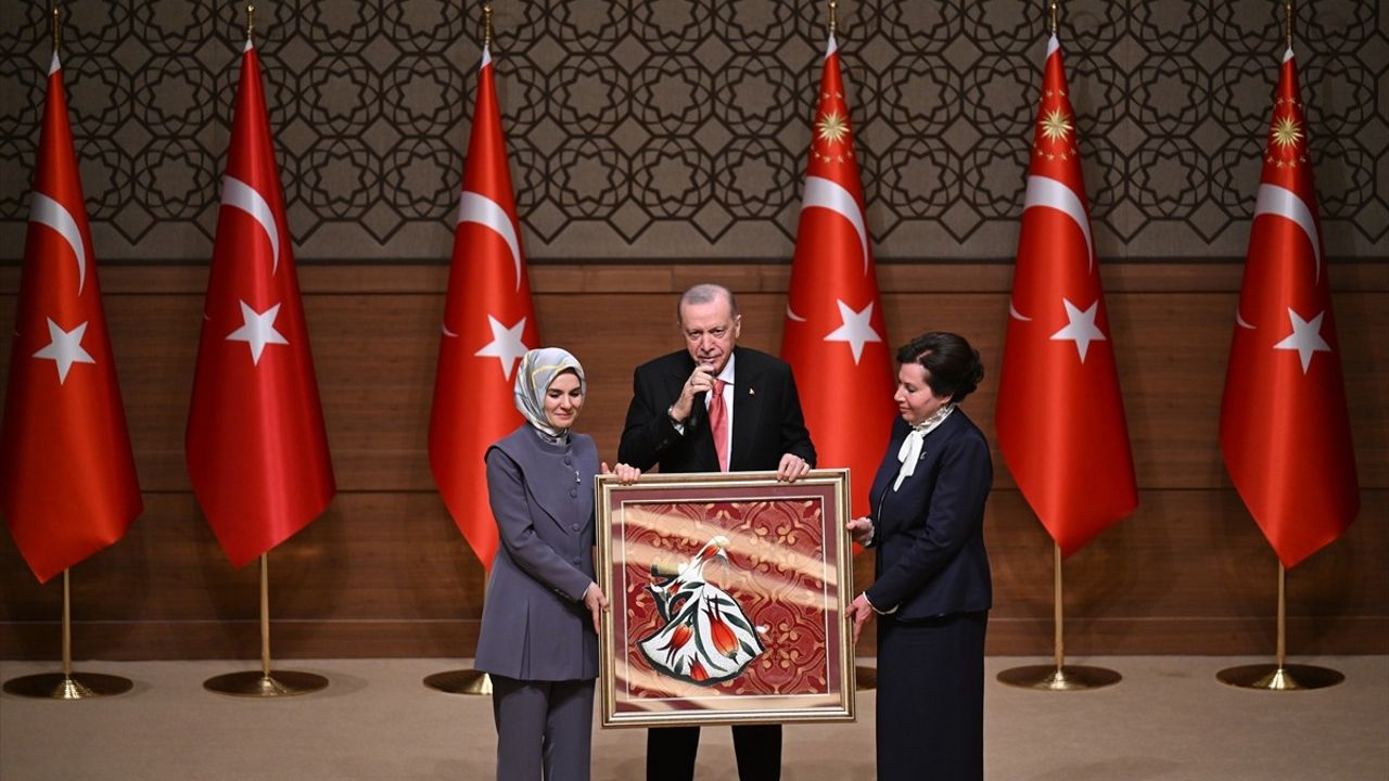 Bakan Göktaş'tan Kamu Görevlilerine Etik Farkındalık Protokolü