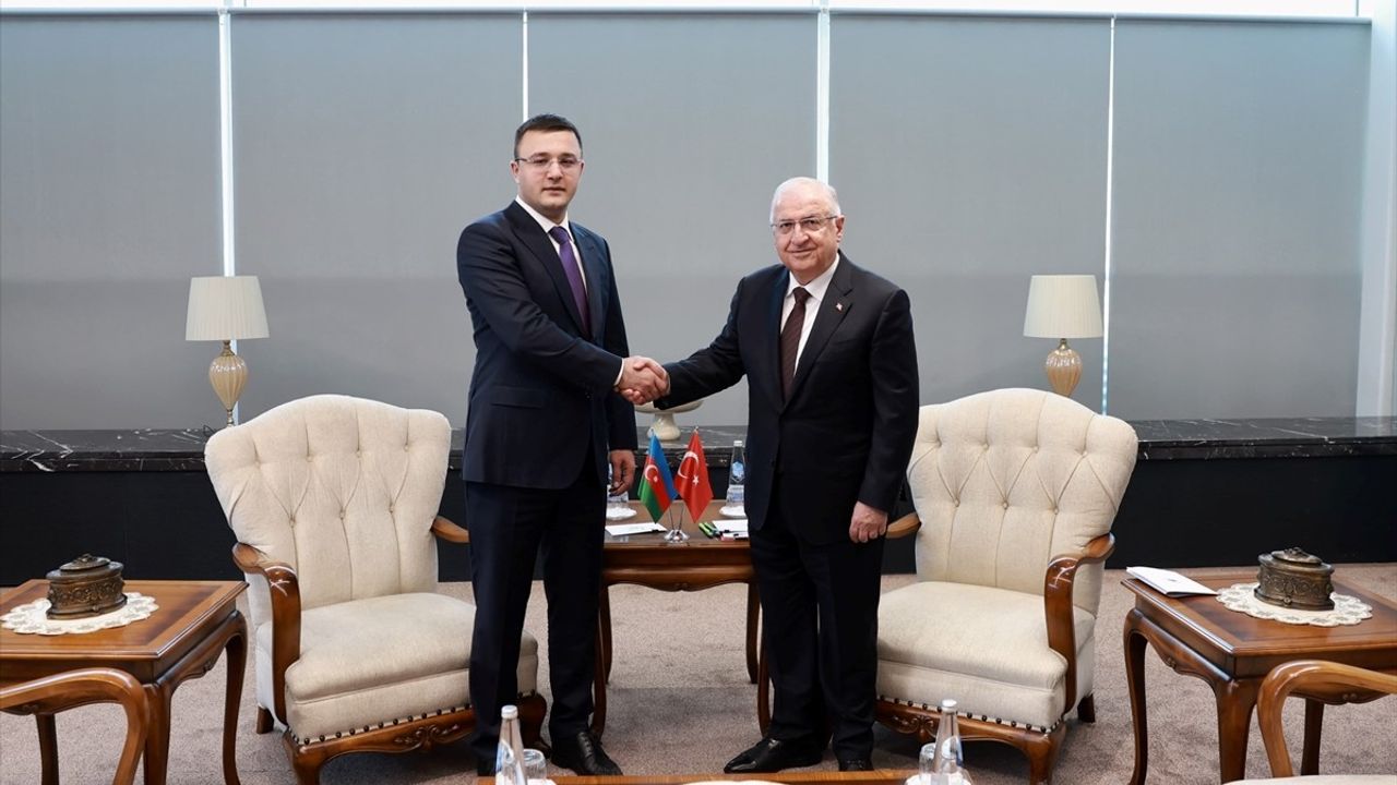 Bakan Güler, Azerbaycan Savunma Bakan Yardımcısı Gurbanov'u Kabul Etti
