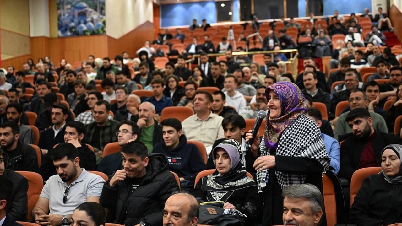 Bakan Kacır'dan Türkiye Yüzyılı'nda Milli Teknoloji Çağrısı