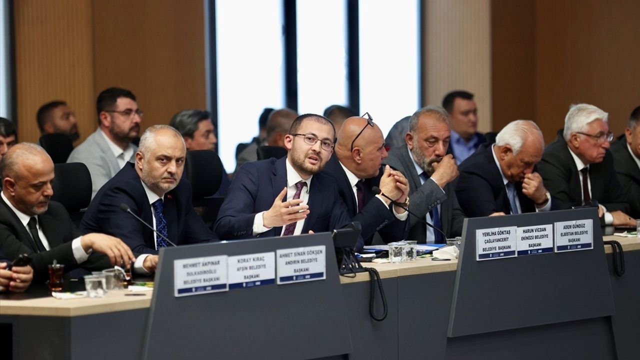 Bakan Kurum, Kahramanmaraş’ta Yeni Ev ve İş Yerleri Hakkında Açıklamalarda Bulundu