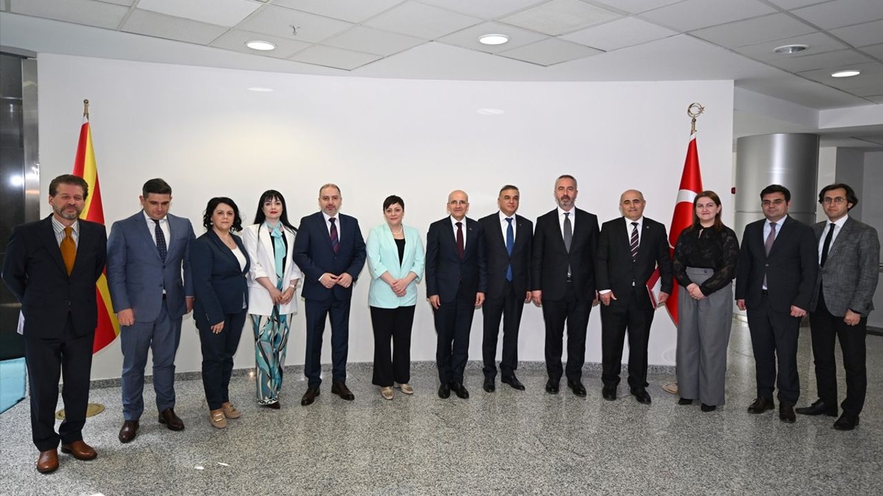 Bakan Şimşek, Kuzey Makedonya Maliye Bakanı ile İşbirliği Geliştirdi