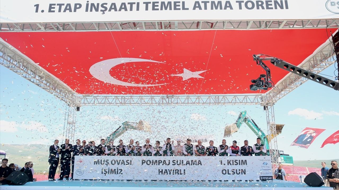 Bakan Yumaklı, Muş Ovası Pompaj Sulama Projesi'nin Temelini Attı