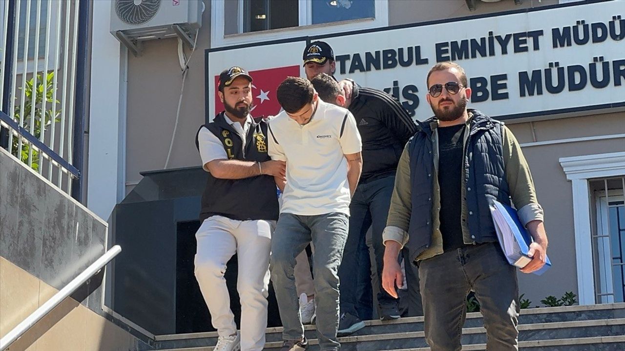 Bakırköy'de Kuyumcudan 10 Milyonluk Hırsızlık: 3 Zanlı Tutuklandı