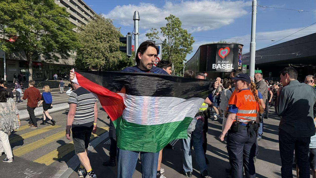Basel'de Eurovision'da Filistin Bayrağına Engel